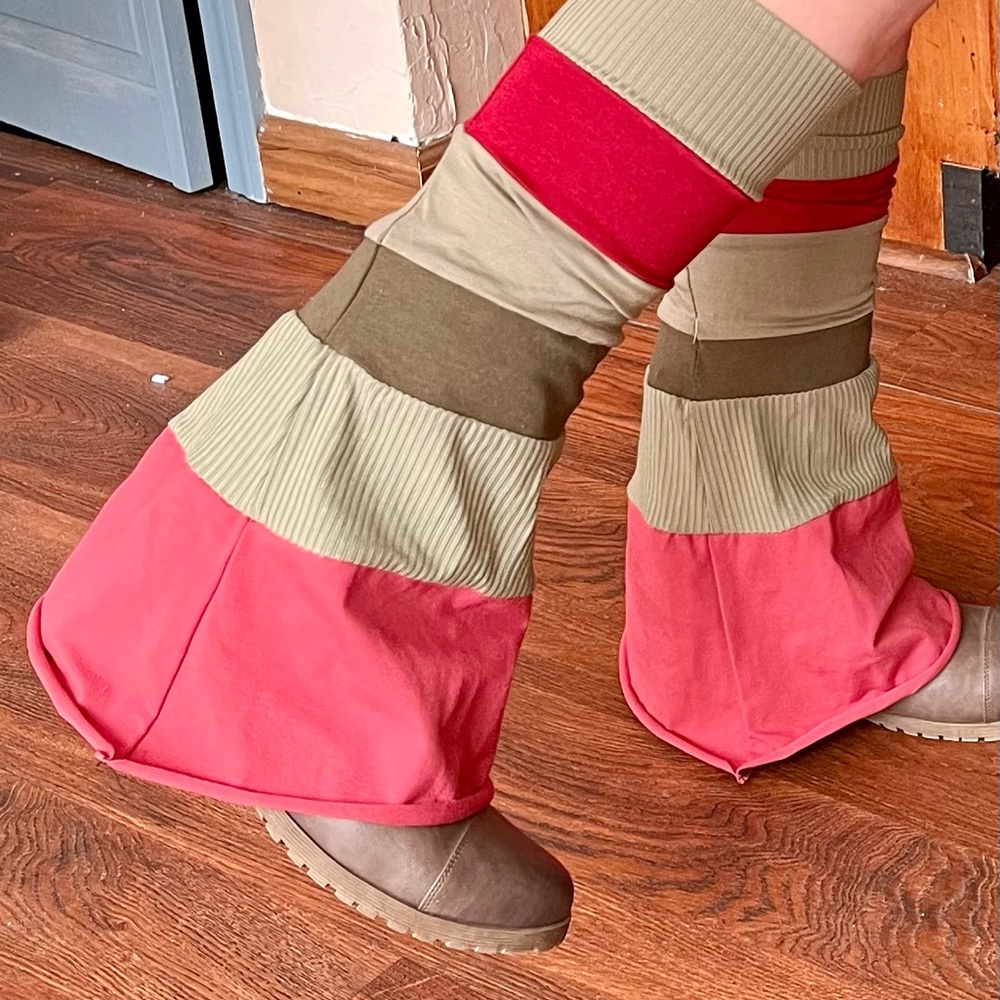 Leg Warmers- muted Colorblock Sage and rose - Picture 2 of 13